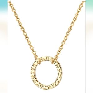 Hammered circle necklace NWT